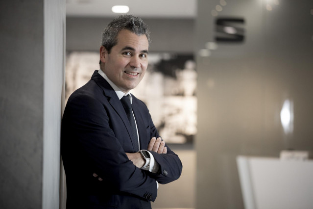 Archivo - Anfac nombra como su presidente al director general de Renault Iberia, Josep Maria Recasens.