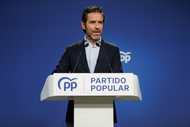 El portavoz del PP, Borja Sémper, durante una rueda de prensa posterior a la reunión del Comité de Dirección del Partido Popular, en la sede nacional del PP, a 15 de julio de 2024, en Madrid (España). La comparecencia ha tenido lugar en medio de la ruptur