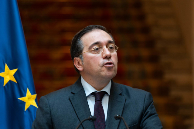 Archivo - El ministro de Asuntos Exteriores, Unión Europea y Cooperación, José Manuel Albares, durante una rueda de prensa, en el Palacio de Viana, a 6 de junio de 2024, en Madrid (España)