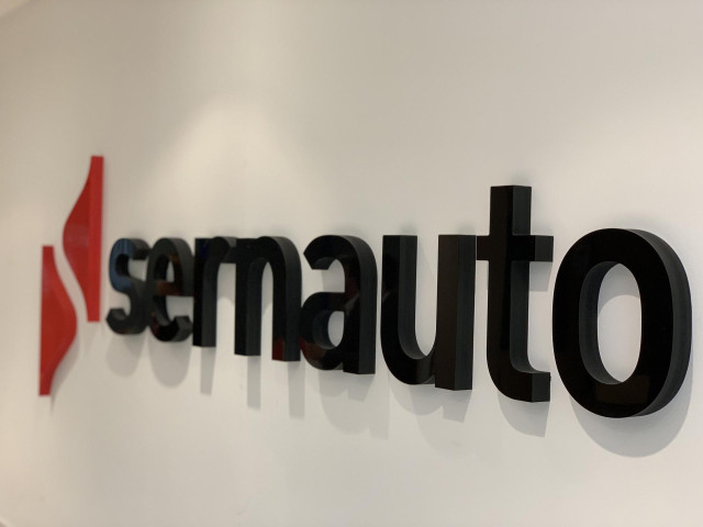 Archivo - Sernaauto felicita al nuevo presidente de Anfac, Josep Maria Recasens por su nombramiento y pide continuar 