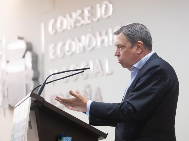 El ministro de Agricultura, Pesca y Alimentación, Luis Planas,