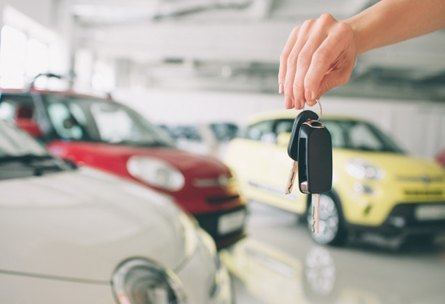 Archivo - El precio medio de los automóviles sube un 0,5% en el primer semestre y se coloca en los 23.690 euros.