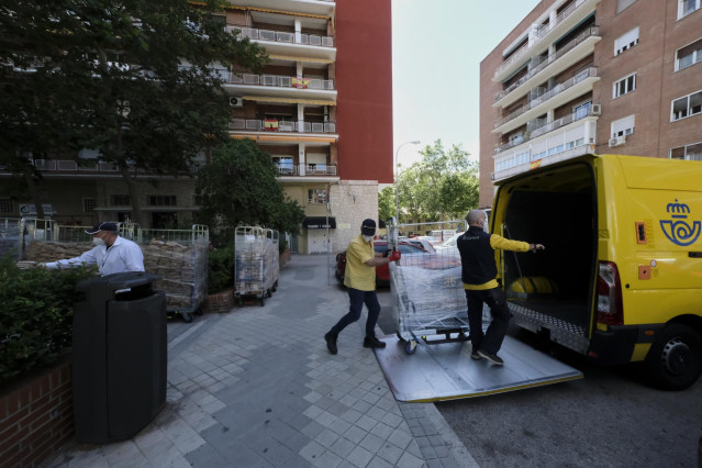 Archivo - Correo adjudicca a Renault un contrato para adquirir 230 furgonetas por 5,3 millones de euros.