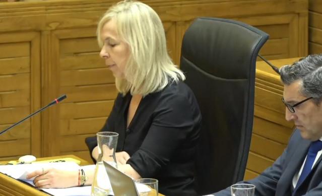 La portavoz de Vox en el Ayuntamiento de Gijón, Sara Álvarez Rouco, durante su intervención en el Pleno Municipal gijonés.