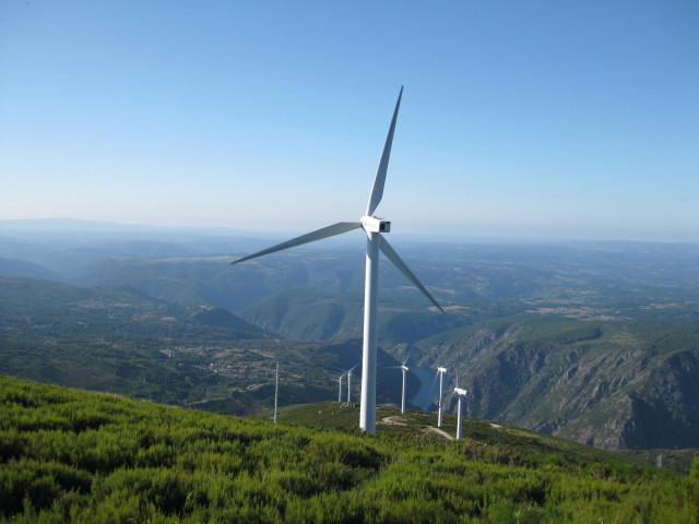 Archivo - El beneficio neto de Brookfield Infrastructure se desploma un 97,8% en el segundo trimestre.