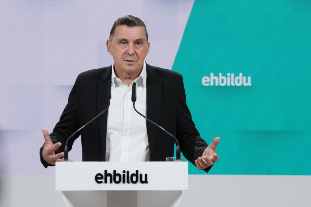 Archivo - El coordinador general de EH Bildu, Arnaldo Otegi