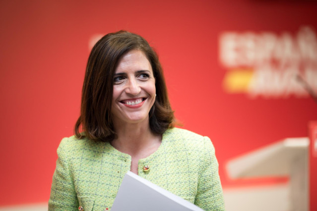 Archivo - La portavoz del PSOE, Esther Peña, llega a una rueda de prensa posterior a la Ejecutiva Federal del partido, en la sede del PSOE, a 13 de mayo de 2024, en Madrid (España).
