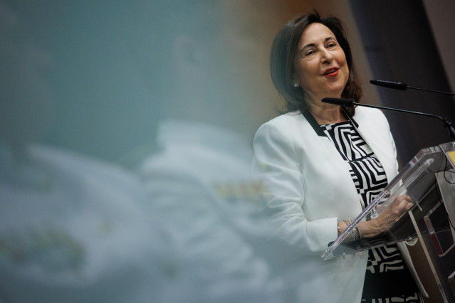 La ministra de Defensa, Margarita Robles, interviene durante la presentación de la plataforma tecnológica ‘Es Tu Fuerza’, en la sede del ministerio, a 22 de julio de 2024, en Madrid (España).