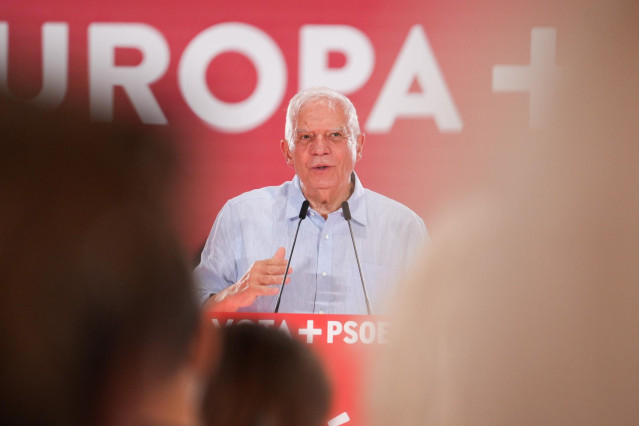 Archivo - El Alto Representante de la UE para Asuntos Exteriores y Política de Seguridad, Josep Borrell, interviene en el acto electoral, a 7 de junio de 2024, en Sevilla, Andalucía (España).
