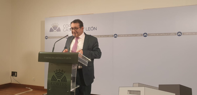 Archivo - El hasta ahora portavoz socialista de Agricultura y Ganadería, Juan Luis Cepa