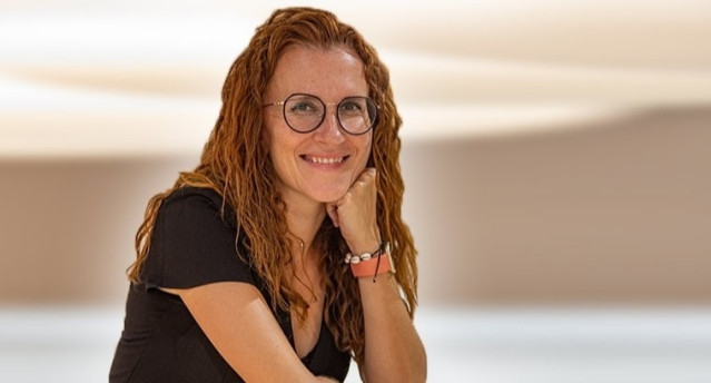 Teresa Martos se incorpora a su nuevo puesto con una amplia experiencia en márketing, publicidad, estrategia de marca y liderazgo empresarial.