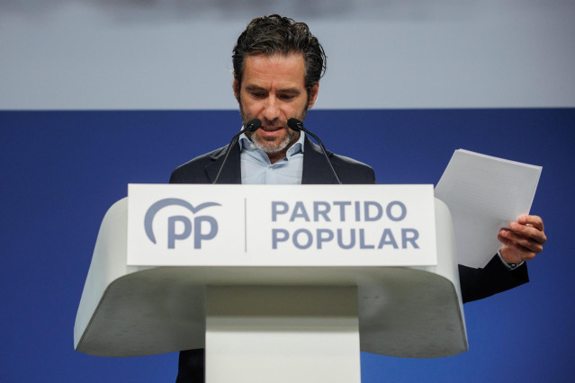 Archivo - El portavoz del PP, Borja Sémper, durante una rueda de prensa.