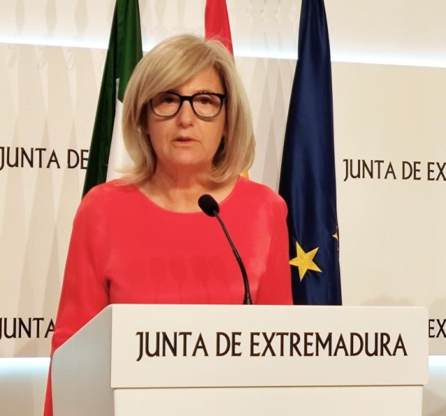 La portavoz de la Junta de Extremadura, Victoria Bazaga, en rueda de prensa tras el Consejo de Gobierno autonómico