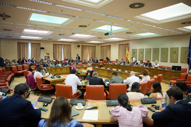 Vista de la Diputación Permanente en el Congreso de los Diputados, a 27 de agosto de 2024, en Madrid (España). La Diputación Permanente del Congreso decide hoy si cita al presidente del Gobierno a comparecer ante la Cámara baja para rendir cuentas por la