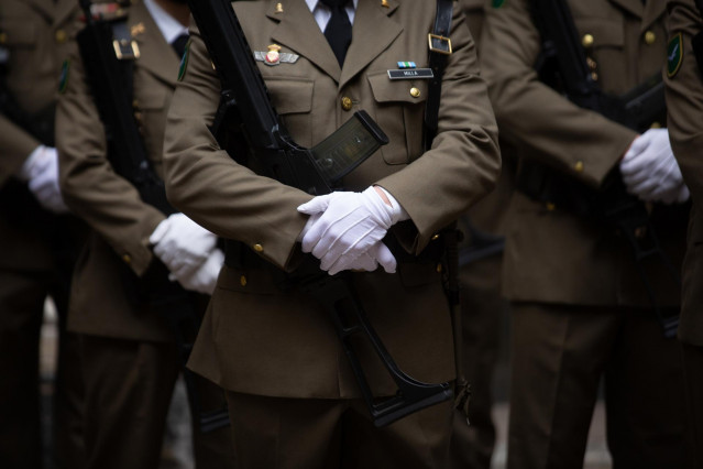 Archivo - Miembros del ejercito, en la toma de posesión como nuevo jefe de la Inspección General del Ejército, en la Capitanía General de Barcelona, Manuel Busquier, a 4 de febrero de 2022, en Barcelona, Catalunya (España).
