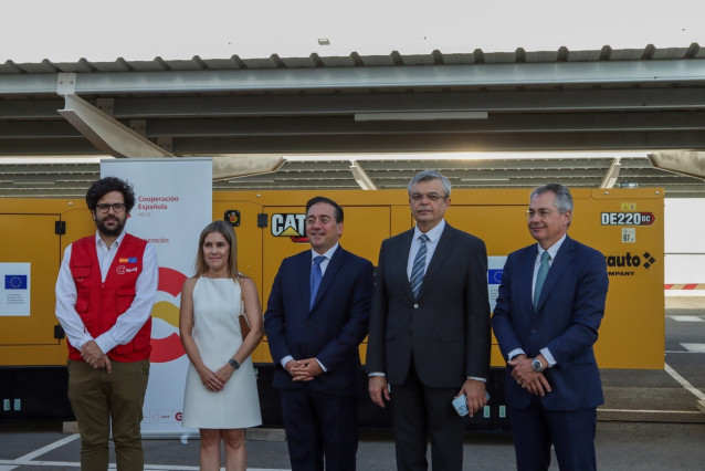 (De Izquierda A Derecha) Antón Leis García, Director De AECID; Elena Ruiz, Gerente De Electro Ruiz; José Manuel Albares, Ministro De Asuntos Exteriores; Serhiy Pohorelzew, Embajador De Ucrania; Y Pierre-Nicola Fovini, CEO De Finanzauto.