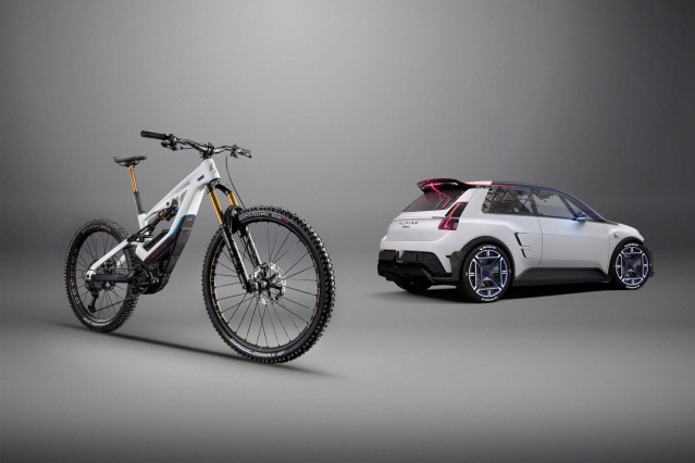 La nueva decoración de la bicicleta GLP III SE se inspira en los códigos de color distintivos de Alpine A290_β, el show-car del nuevo deportivo urbano 100% eléctrico de Alpine.