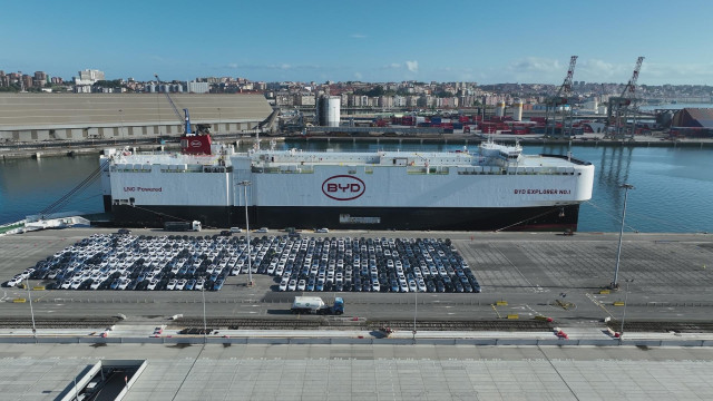 BYD gana 1.720 millones de euros en el primer semestre, un 24,4% más por el aumento de sus ventas globales.