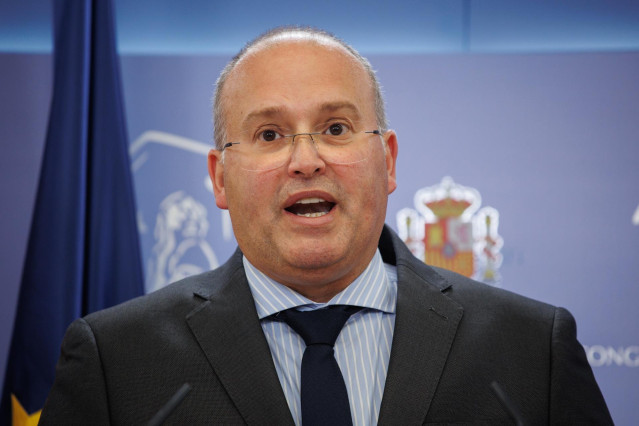 Archivo - El portavoz del PP en el Congreso, Miguel Tellado, durante una rueda de prensa en el Congreso de los Diputados, a 16 de julio de 2024, en Madrid