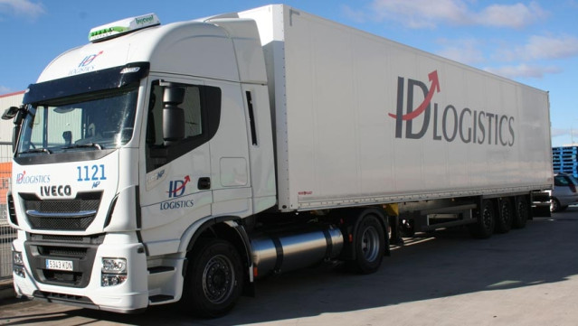 Archivo - Camión de ID Logistics.