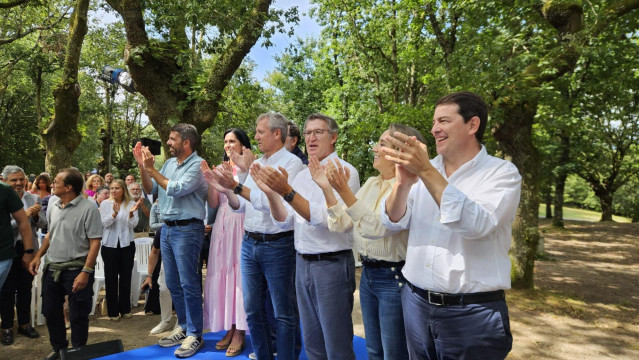 Acto de inicio del curso político en la 'carballeira' de San Xusto, en Cerdedo-Cotobade (Pontevedra)
