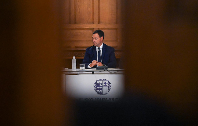Imanol Pradales preside el Consejo del Gobierno Vasco para iniciar el curso político, en el Palacio de Miramar, a 29 de agosto de 2024, en San Sebastián.