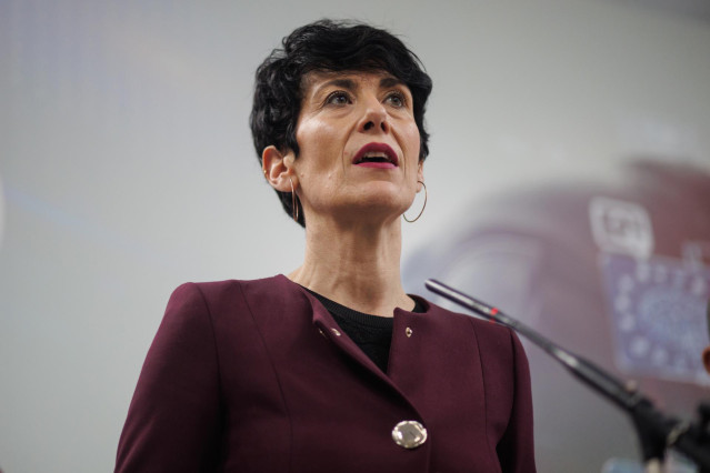 Archivo - La ministra de Inclusión, Seguridad Social y Migraciones, Elma Saiz