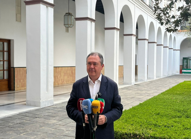Archivo - El secretario general del PSOE de Andalucía, Juan Espadas, en una fotografía de archivo.