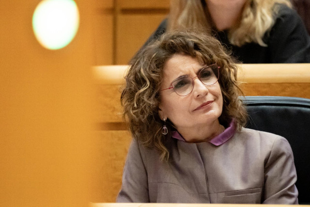 Archivo - La vicepresidenta cuarta y ministra de Hacienda y Función Pública, María Jesús Montero, asiste a una sesión plenaria, en el Senado, a 12 de diciembre de 2023, en Madrid (España)