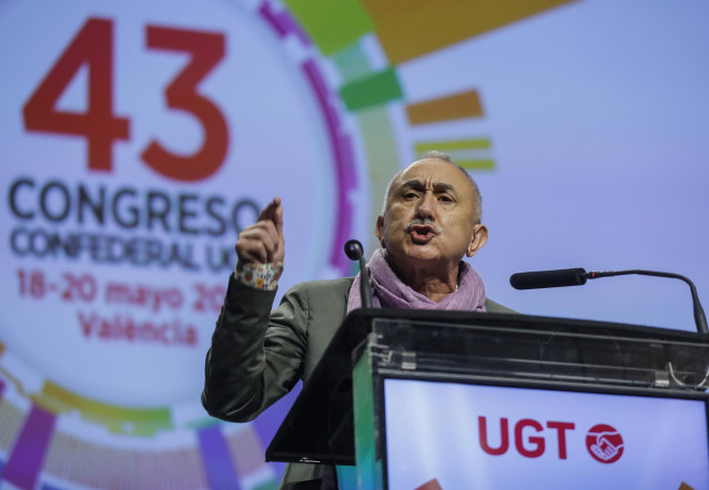 Archivo - El secretario general de UGT, Pepe Álvarez, interviene durante el acto de clausura del 43 Congreso Confederal de UGT en 2021