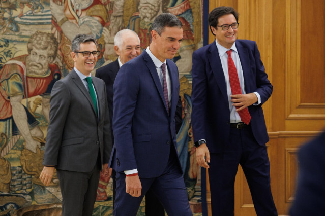 El nuevo ministro para la Transformación Digital y de la Función Pública, Óscar López, en Zarzuela este viernes.