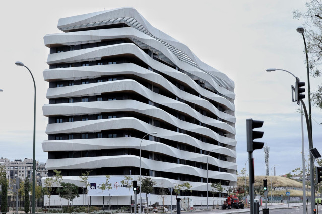 Archivo - Edificio de viviendas.