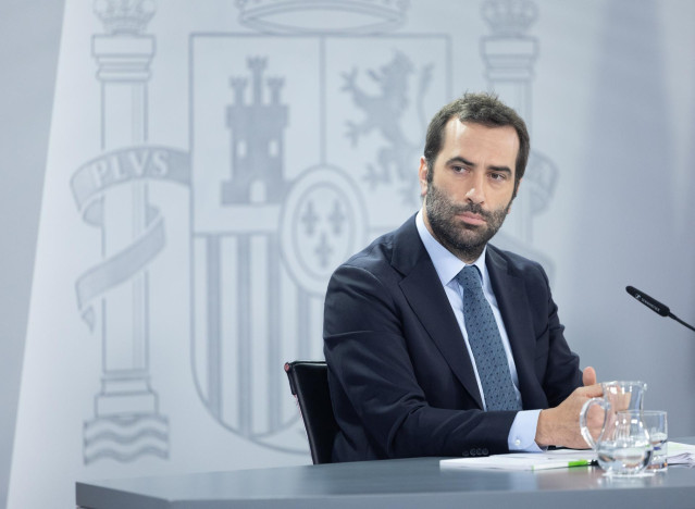 Archivo - El ministro de Economía, Comercio y Empresa, Carlos Cuerpo.