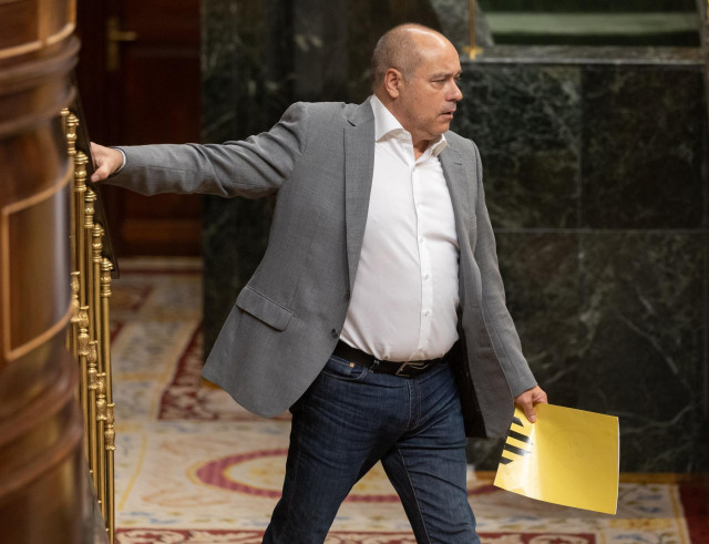 Archivo - El diputado de ERC Jordi Salvador i Duch durante un pleno en el Congreso de los Diputados, a 20 de junio de 2024, en Madrid (España).