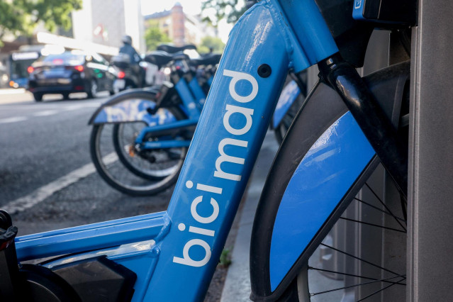 Archivo - Varias bicicletas de Bicimad aparcadas, a 24 de mayo de 2024, en Madrid
