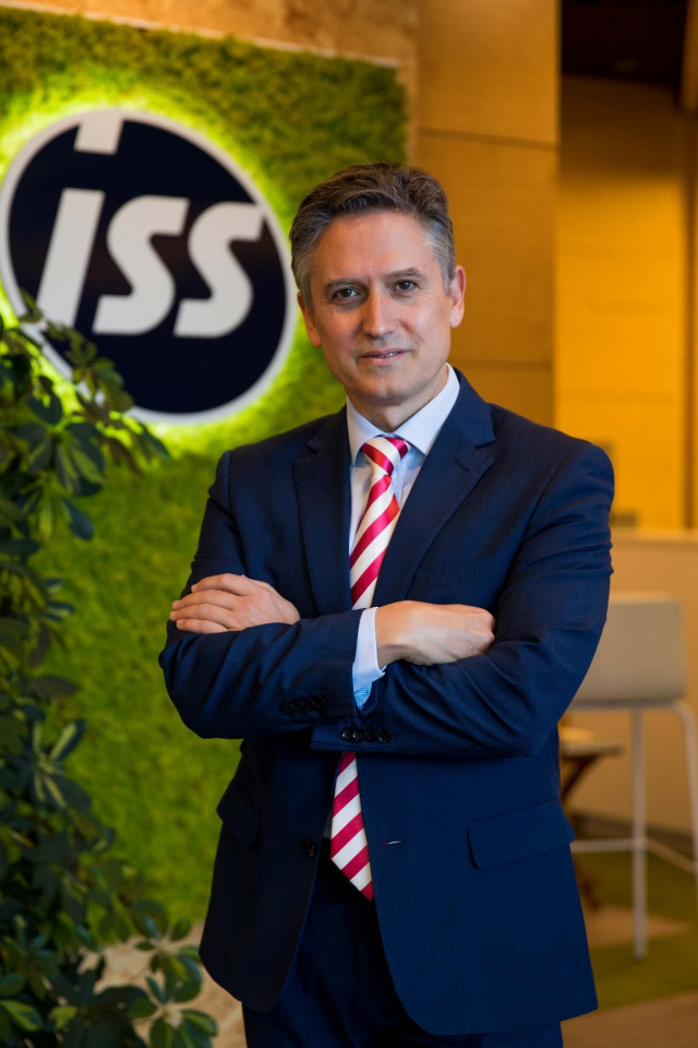 Archivo - El presidente ejecutivo de ISS España, Javier Urbiola