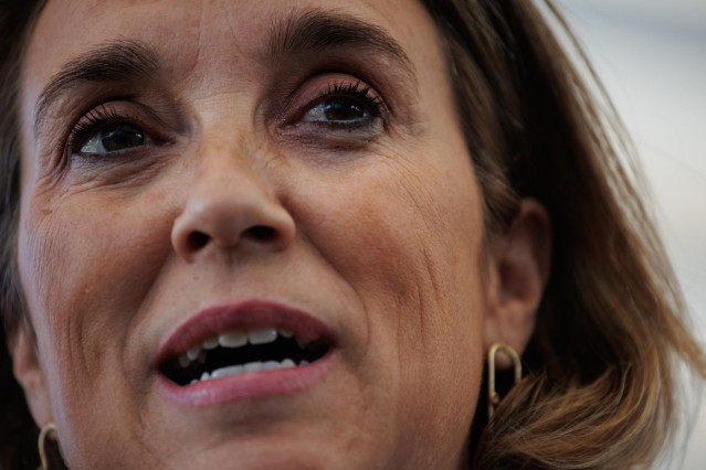La secretaria general del PP, Cuca Gamarra, ofrece declaraciones a los medios, en la sede nacional del PP, a 4 de septiembre de 2024, en Madrid (España).