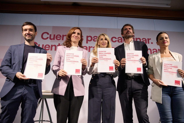 La vicepresidenta del Gobierno y ministra de Trabajo, Yolanda Díaz, presenta las propuestas de Sumar para los Presupuestos Generales del Estado junto al ministro de Derechos Sociales, Consumo y Agenda 2030, Pablo Bustinduy, la ministra de Sanidad, Mónica