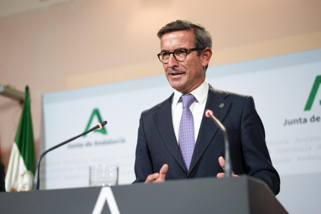 El consejero de Industria, Jorge Paradela, este martes en la rueda de prensa del Consejo de Gobierno.