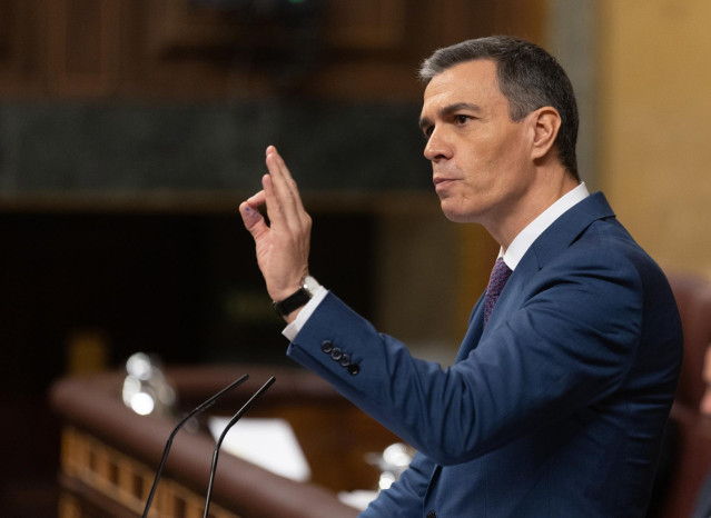 Archivo - El presidente del Gobierno en funciones y candidato a la reelección, Pedro Sánchez, interviene durante la segunda sesión del debate de investidura de Pedro Sánchez como presidente de Gobierno, en el Congreso de los Diputados, a 16 de noviembre d