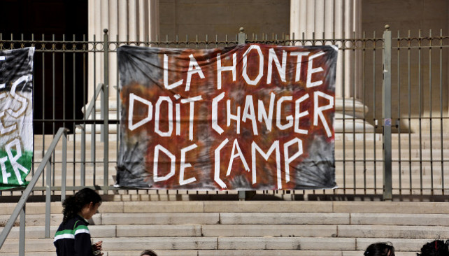 EuropaPress 6216646 imagen archivo pancarta protesta francia caso dominique pelicot drogaba