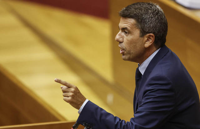 El presidente de la Generalitat Valenciana, Carlos Mazón, durante un debate de política general en Les Corts Valencianas, a 18 de septiembre de 2024, en Valencia, Comunidad Valenciana (España).