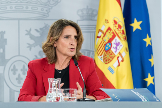 La vicepresidenta tercera y ministra par la Transición Ecológica, Teresa Ribera, durante una rueda de prensa posterior al Consejo de Ministros, en el Palacio de La Moncloa, a 24 de septiembre de 2024, en Madrid (España). El Consejo de Ministros de hoy apr