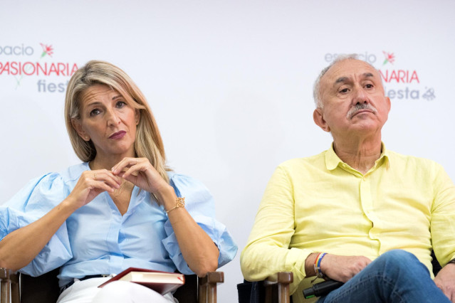 La vicepresidenta segunda y ministra de Trabajo, Yolanda Díaz y el secretario general de UGT, Pepe Álvarez durante un debate 'Por la reducción de la jornada laboral', en el Recinto Ferial Auditorio Miguel Ríos, a 29 de septiembre de 2024