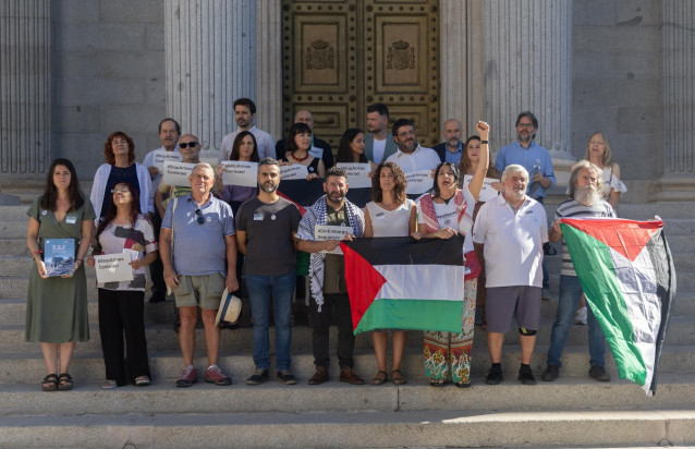 Archivo - Dirigentes de ERC, Podemos, Sumar y  BNG apoyando la campaña  ‘Fin al comercio de armas con Israel’,