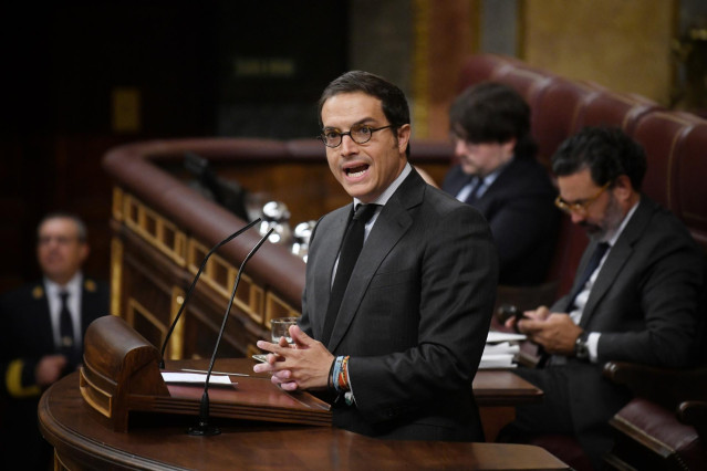 El diputado de Vox José María Figaredo durante una sesión plenaria, en el Congreso de los Diputados, a 10 de septiembre de 2024, en Madrid (España).