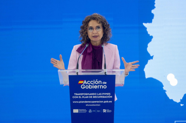 La vicepresidenta primera y ministra de Hacienda, María Jesús Montero, clausura la jornada 'Transformando las Pymes con el Plan de Recuperación’, en la Escuela de Organización Industrial, a 3 de octubre de 2024, en Madrid (España).