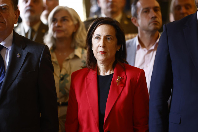 La ministra de Defensa, Margarita Robles, durante la firma del convenio urbanístico de la Fábrica de La Vega, entre el Ministerio de Defensa, Principado de Asturias y Ayuntamiento de Oviedo, a 20 de septiembre de 2024, en Oviedo
