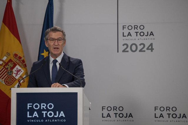 Alberto Núñez Feijóo ofrece una ponencia durante la segunda jornada del Foro La Toja, a 4 de octubre de 2024, en la Illa de Toxa, Pontevedra, Galicia (España). El Foro La Toja – Vínculo Atlántico 2024, que celebra su sexta edición, se ha afianzado como un