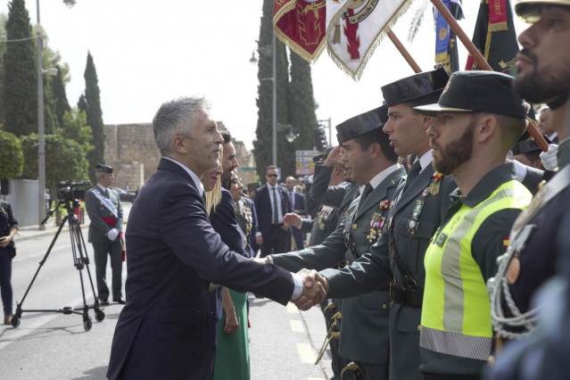 El ministro del Interior, Fernando Grande-Marlaska, en el desfile de la guardia Civil